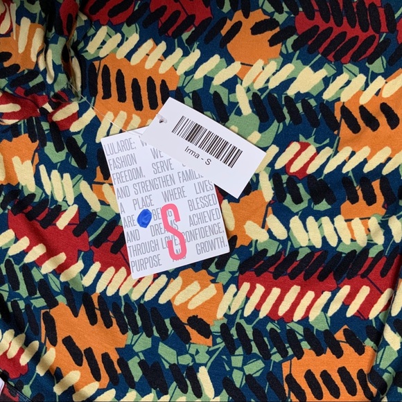 LulaRoe Top - Picture 13 of 14